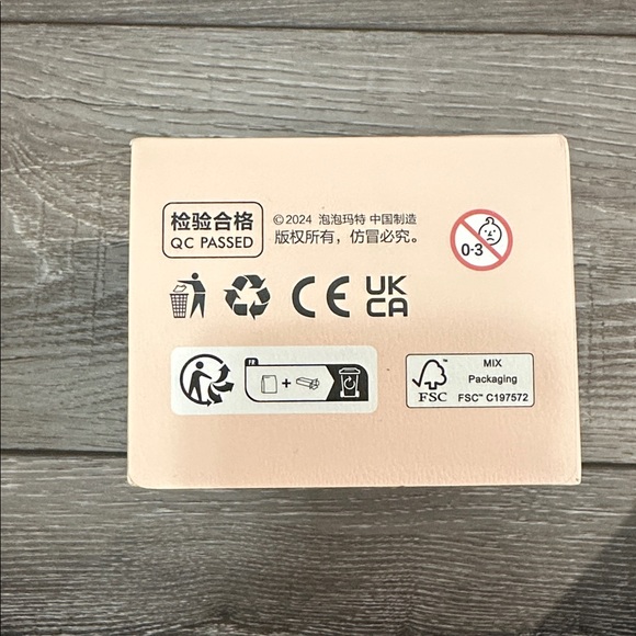 LaBuBu - Have A Seat edition - Picture 5 of 6